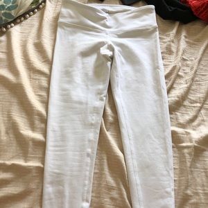 Alo white 7/8 leggings